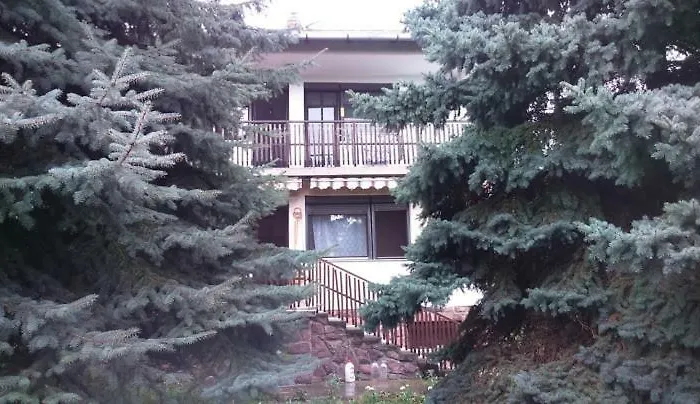 Fenyo Windsurf Vendeghaz רבפולופ